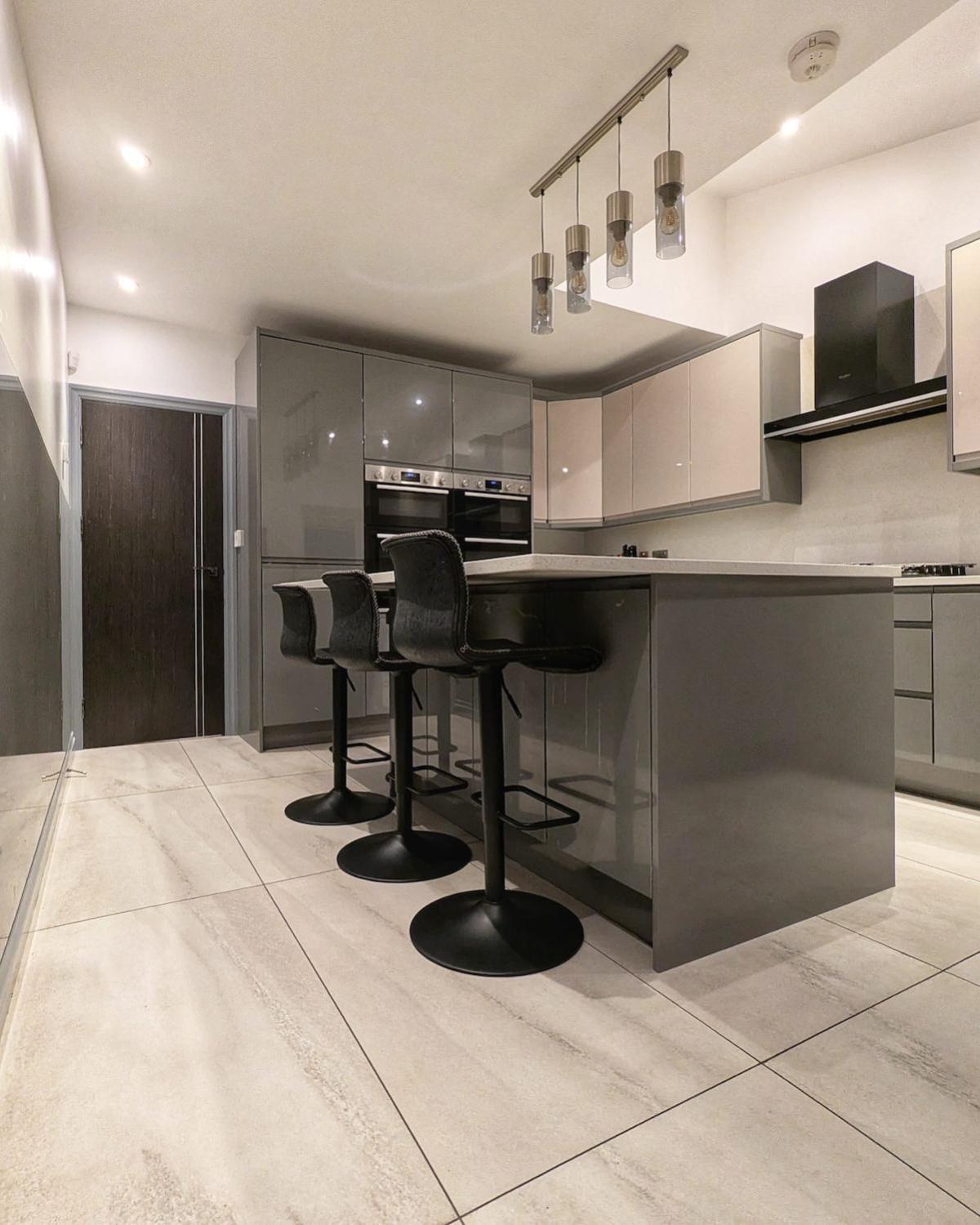 Beautiful 5 Bedroom Home Sleeps 12 People In Манчестер Екстер'єр фото